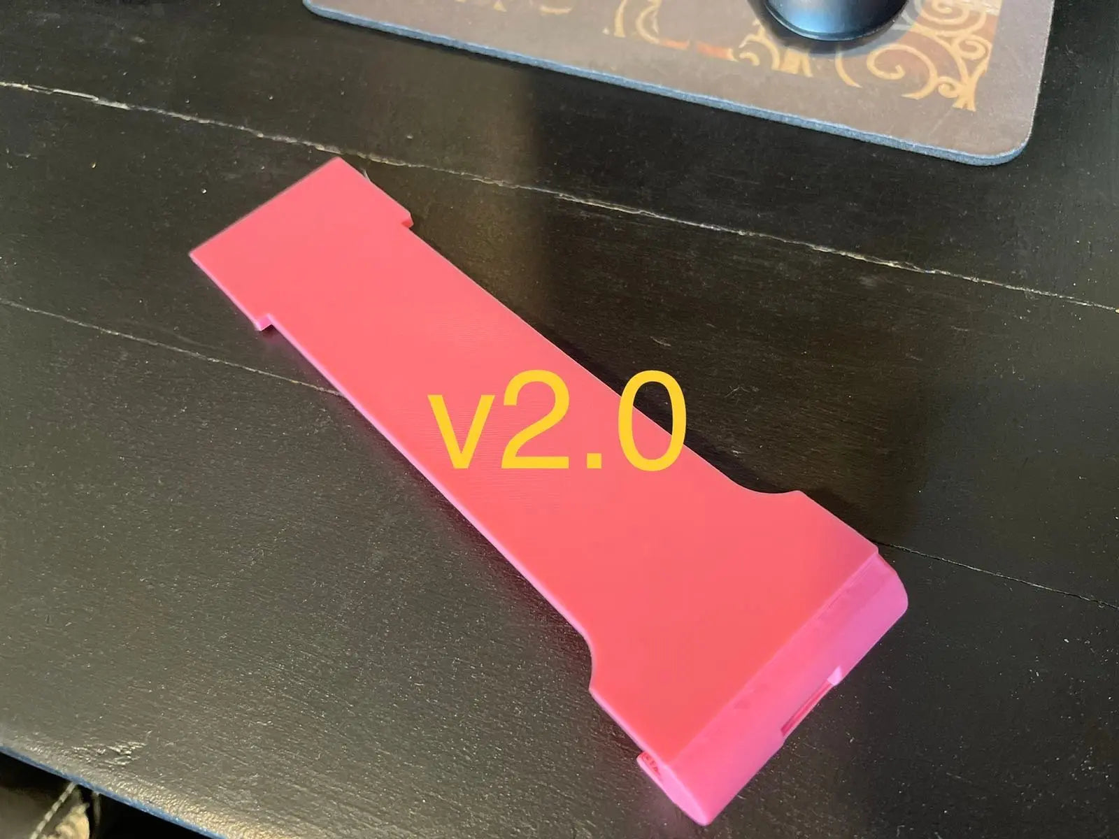 iPhone/iPad holder fits Boeing 737 & 747- yoke mounted Hot Fabs LLC