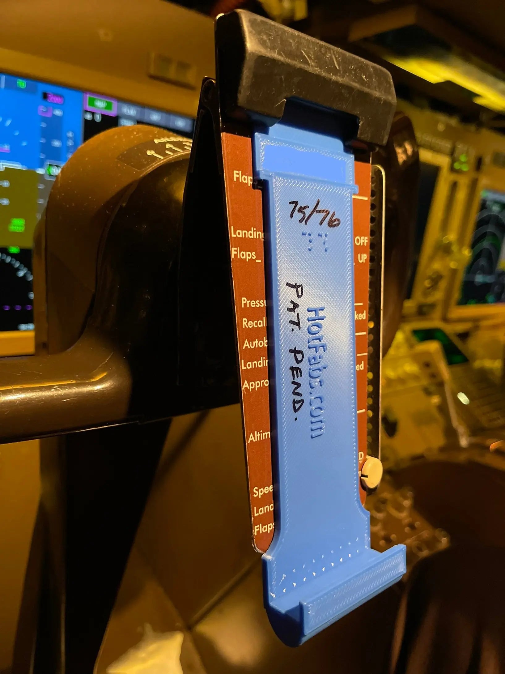 iPad, iPhone Holder fits Boeing 757 & 767 - yoke mounted Hot Fabs LLC