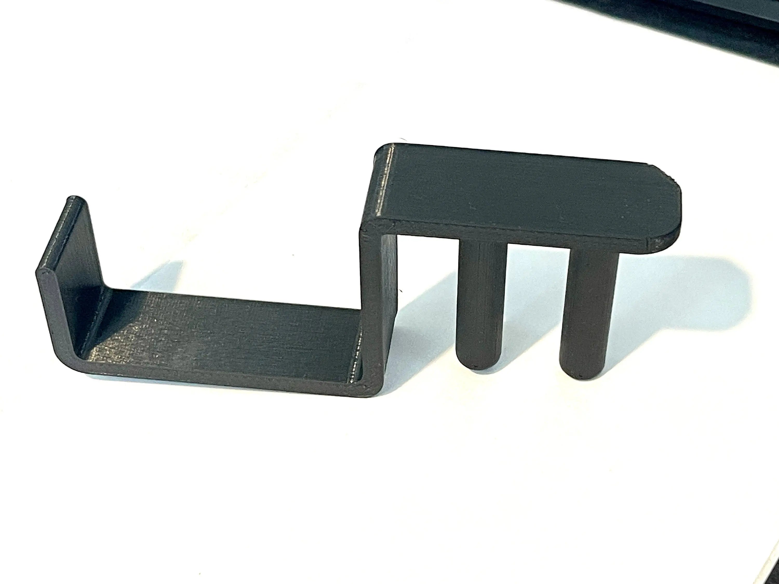 Headset Hanger for BOEING 737 - Holds your headset out of the way. Fits B737 Hot Fabs LLC