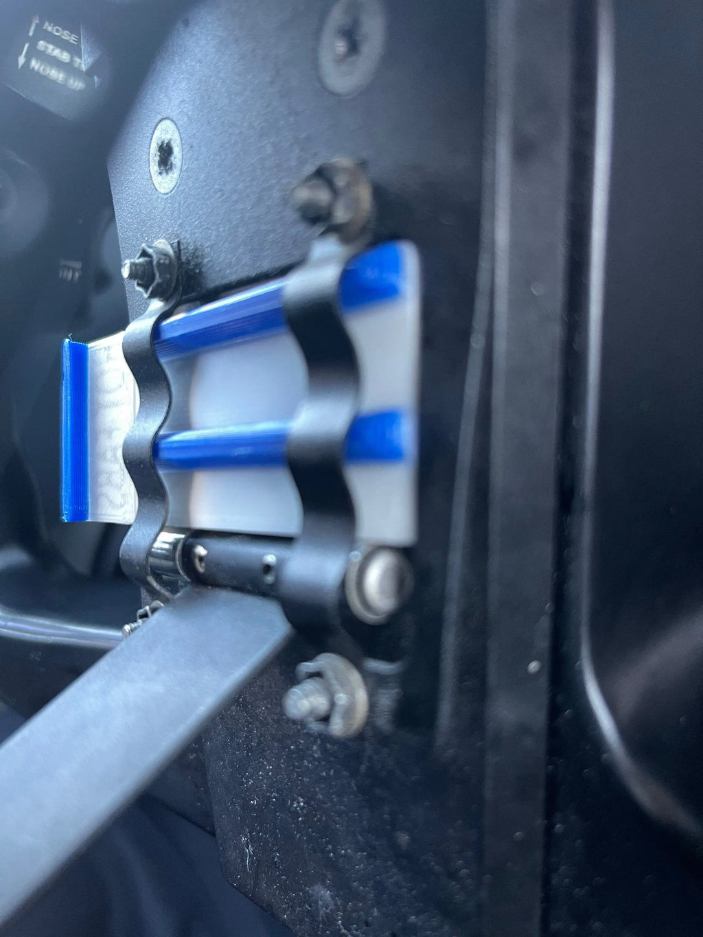 Yoke Chart Clip Fixer for Boeing Aircraft Hot Fabs LLC